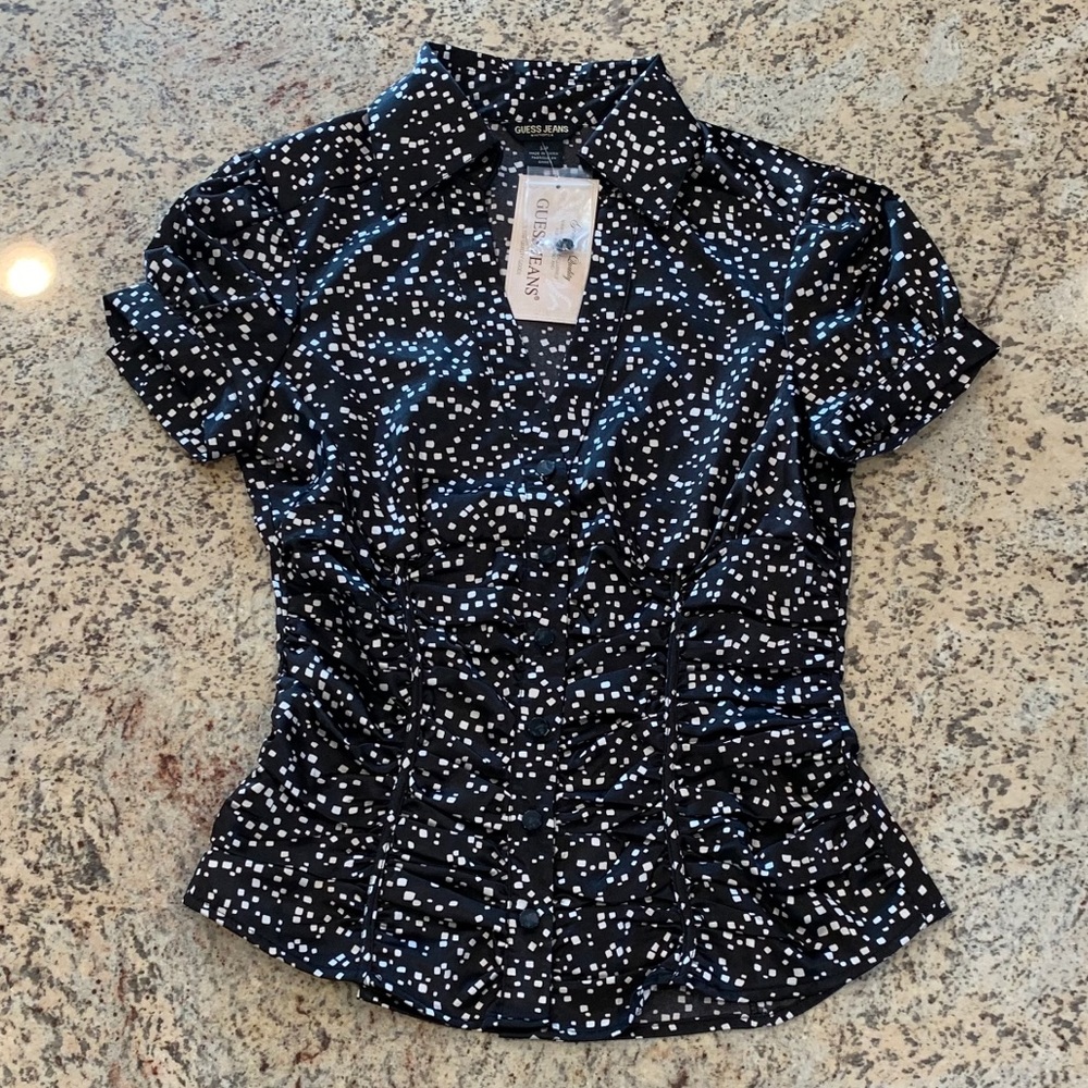 NWT SS Guess Jeans Geo Print Blouse